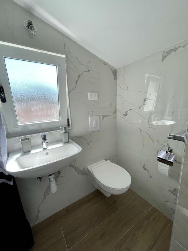 Apartment Venera Blace Esterno foto